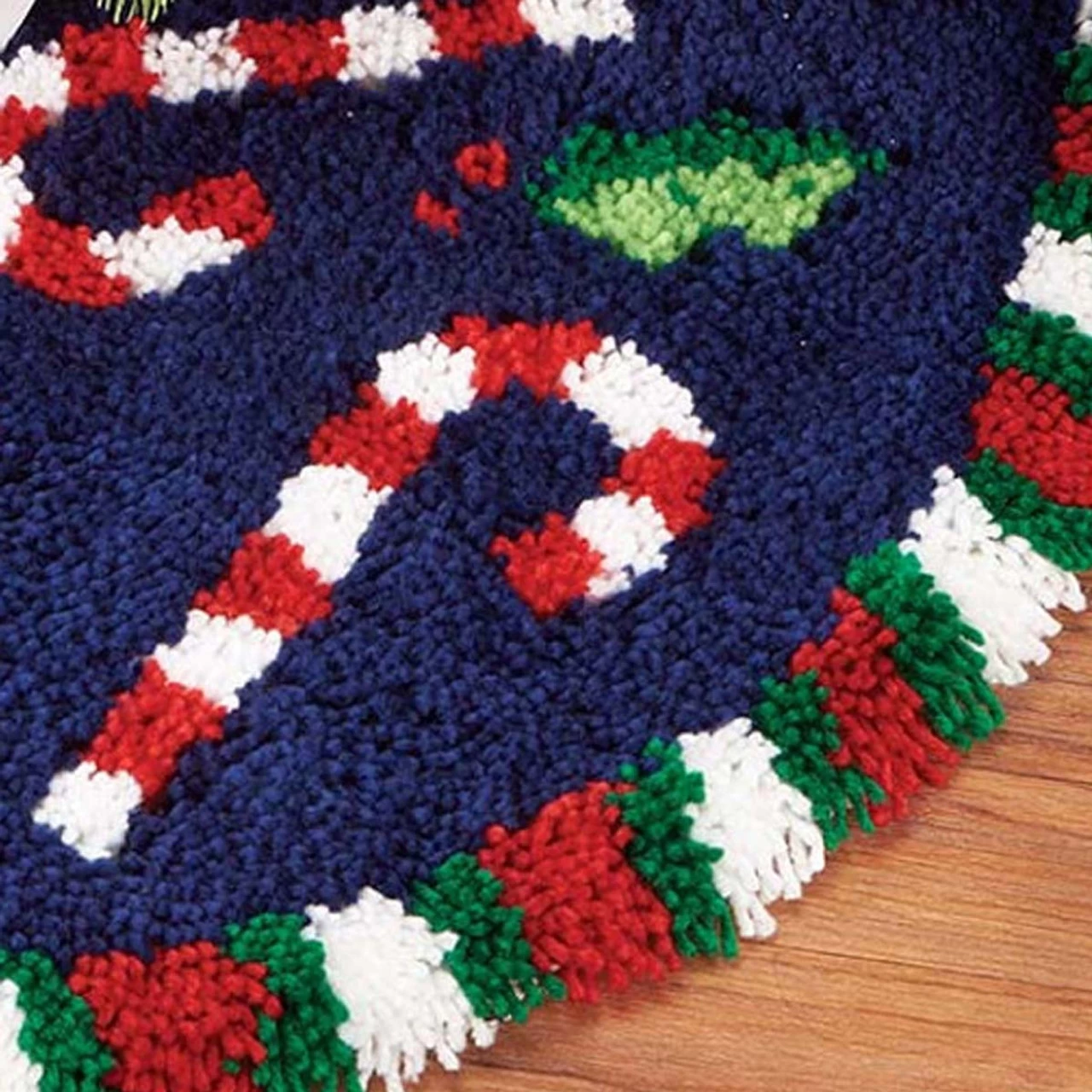 Herrschners Candy Cane Tree Skirt Latch Hook Kit 2 Herrschners Candy Cane Tree Skirt Latch Hook Kit - Image 2